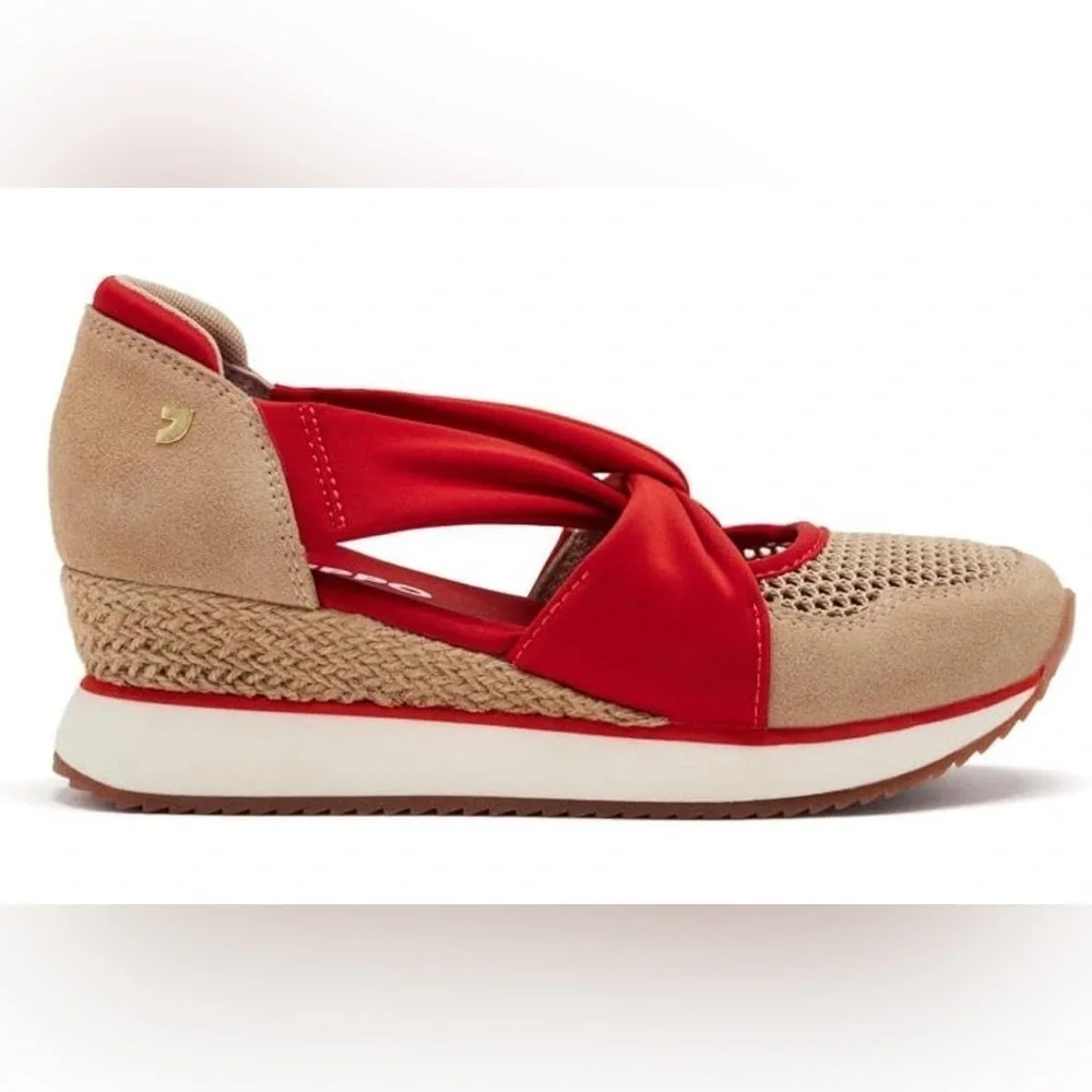 GIOSEPPO Red & Tan Platform Sport Sandals – Size 8